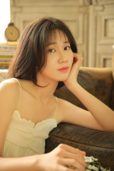 年轻母亲